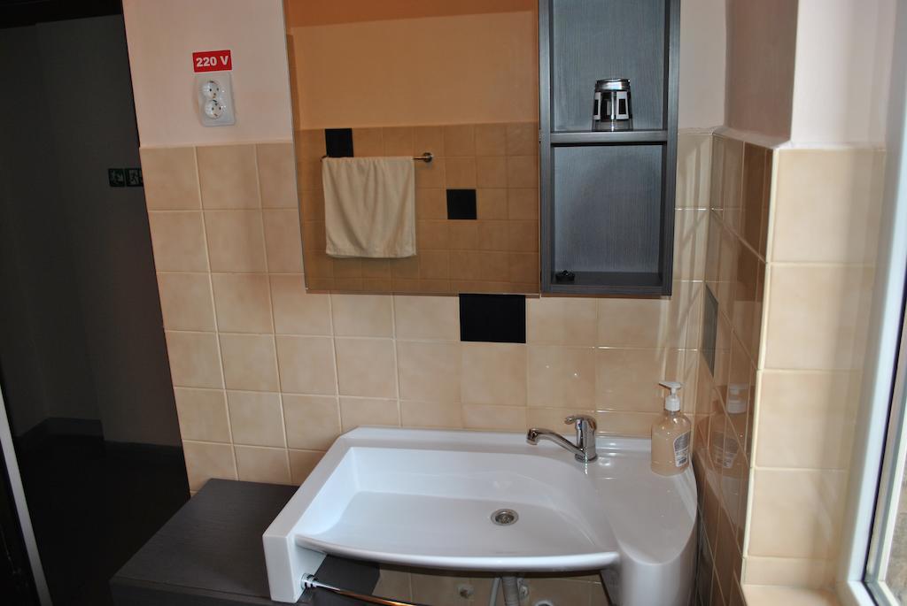 Vogue Hostel Bucarest Chambre photo